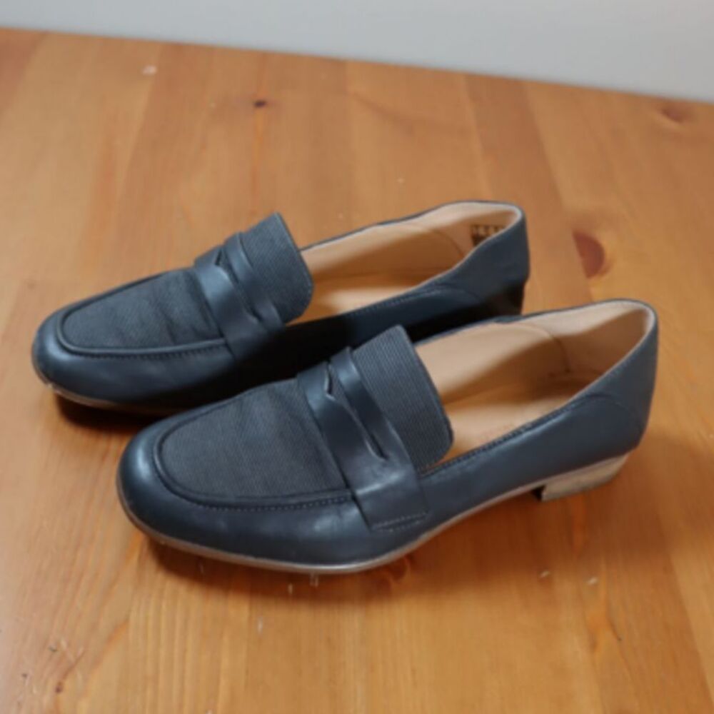 Clarks Women's Penny Loafers Dark Gray Blue Leather Plus Cushion 6.5